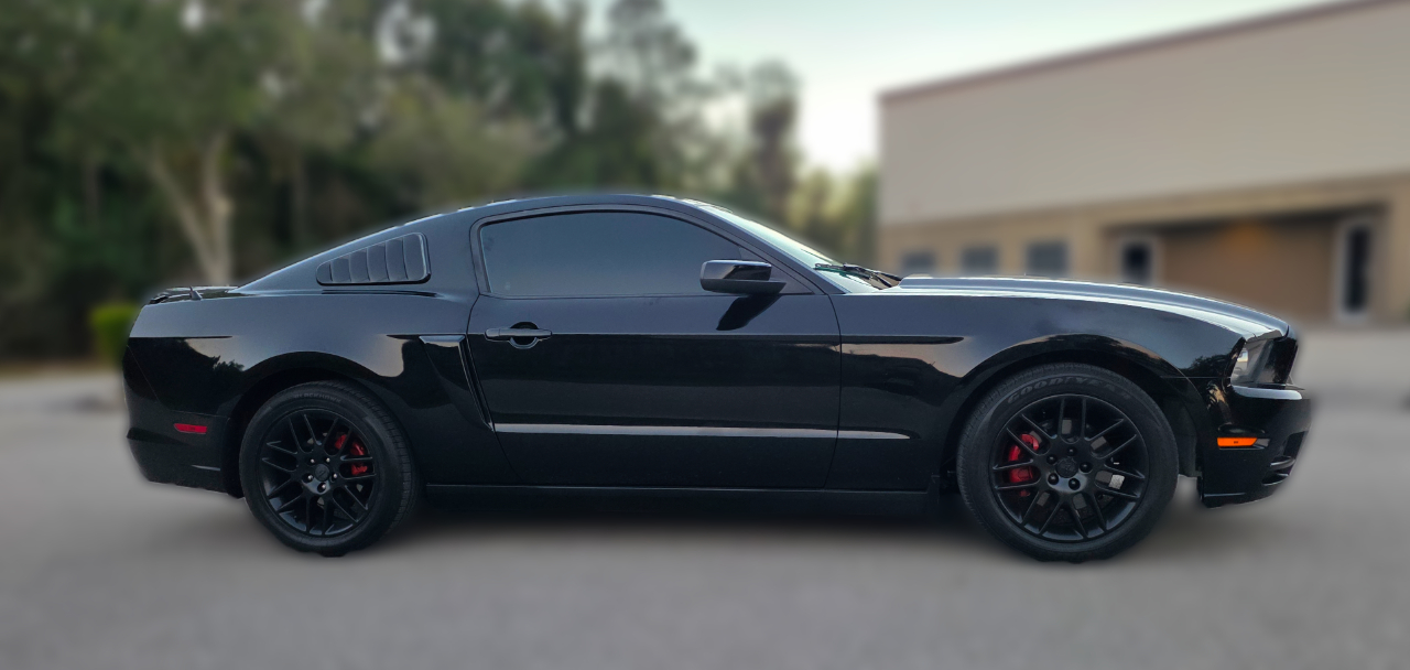 Ford Mustang V6 Coupe 2014