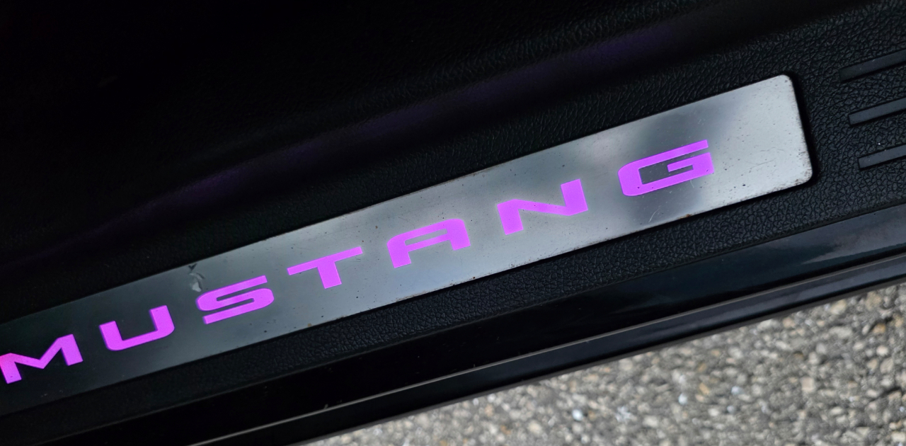 Ford Mustang V6 Coupe 2014