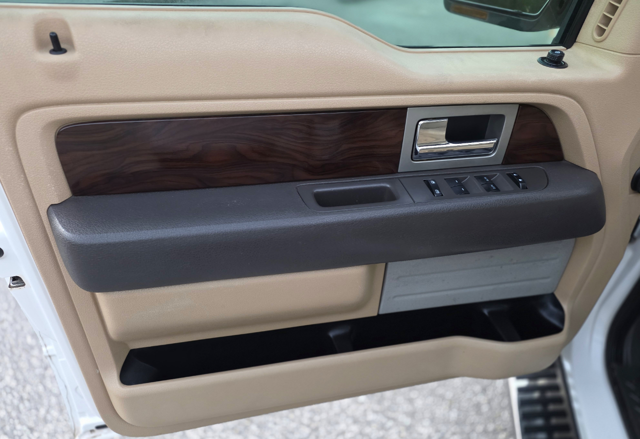 Ford F-150 Lariat SuperCrew 5.5-ft. Bed 2WD 2012