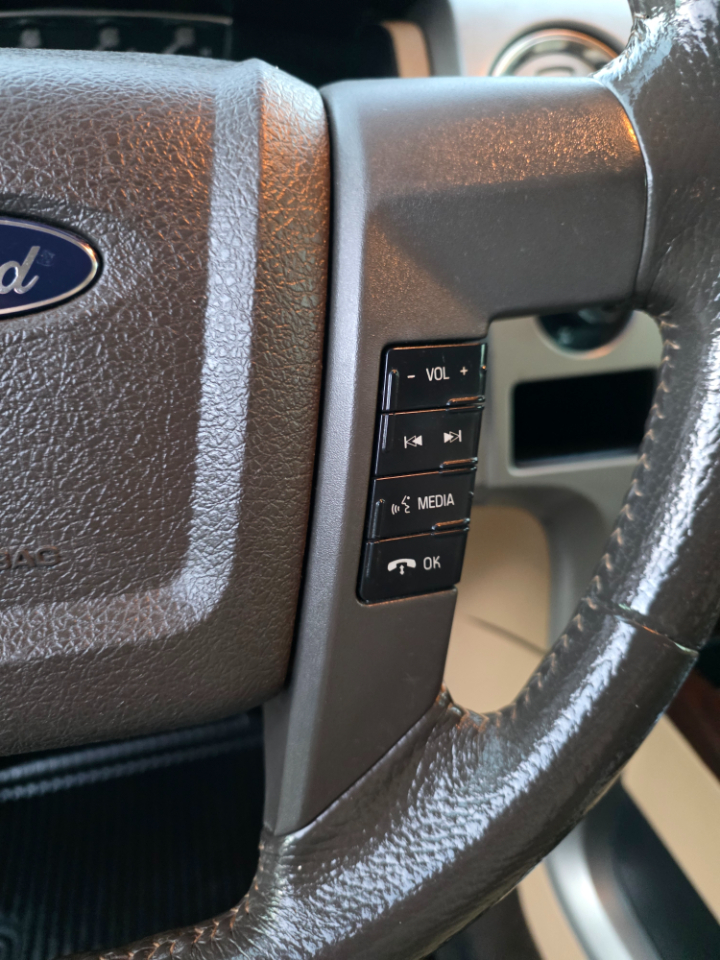 Ford F-150 Lariat SuperCrew 5.5-ft. Bed 2WD 2012