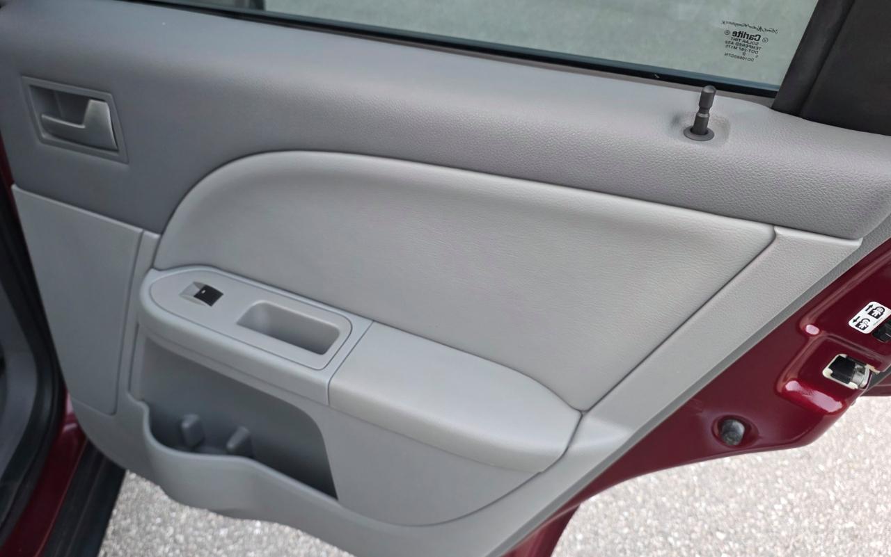 Mercury Montego 4dr Sdn 2WD Luxury 2005