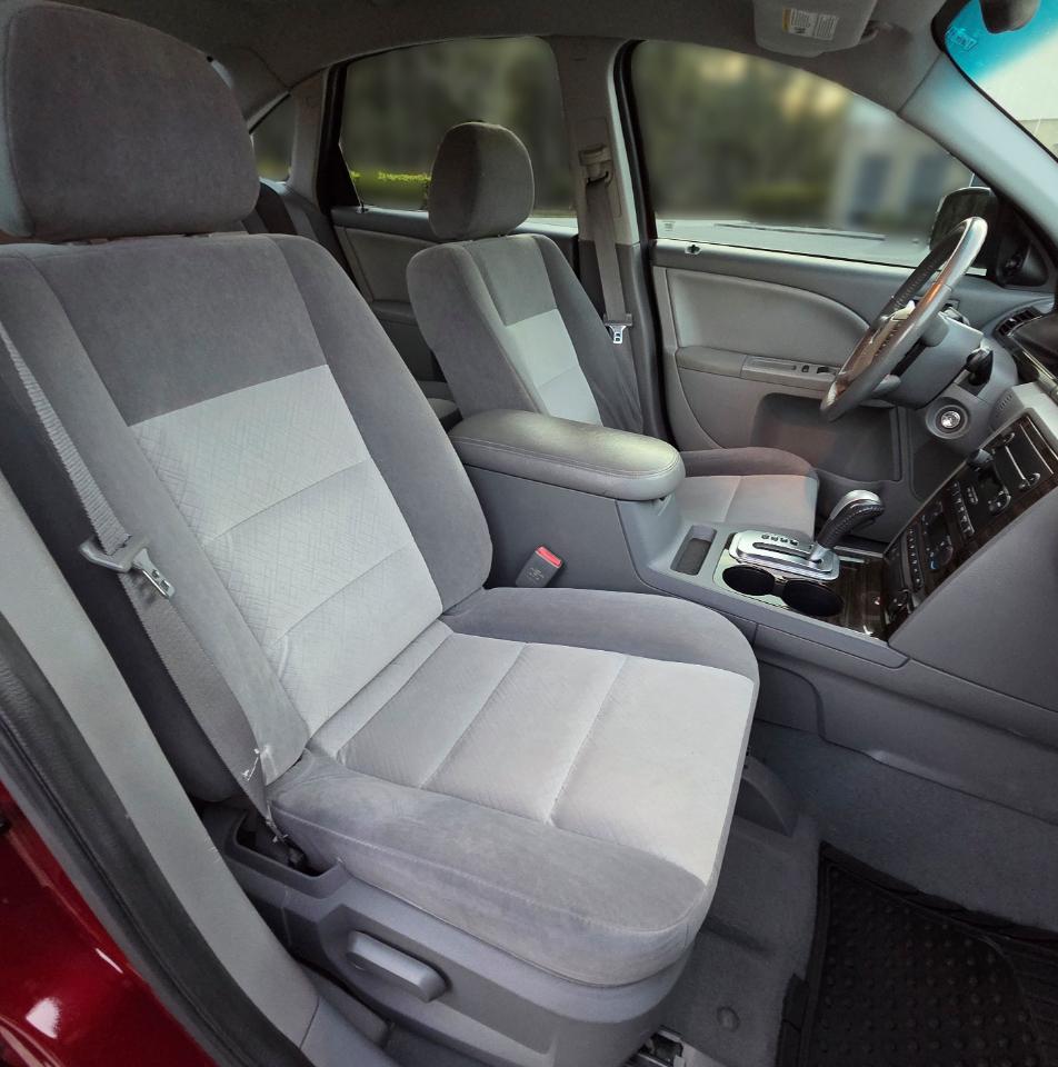 Mercury Montego 4dr Sdn 2WD Luxury 2005