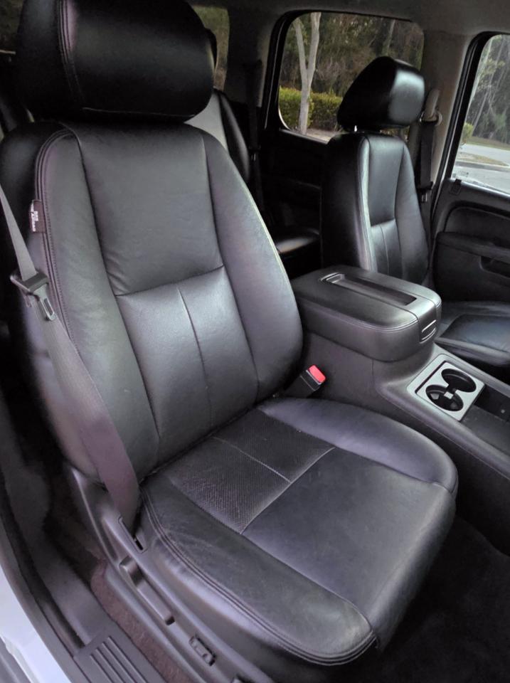 GMC Yukon 2WD 4dr 1500 SLE 2013