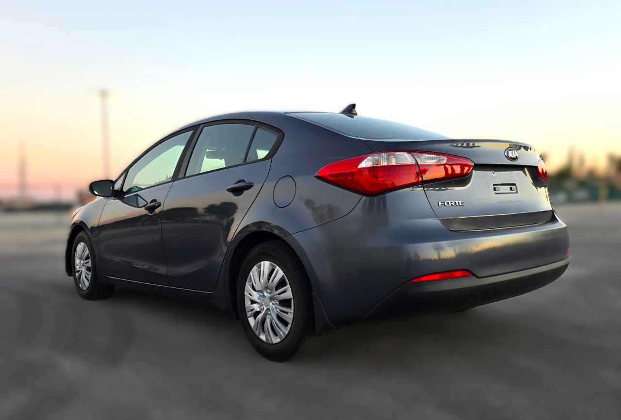 Kia Forte LX w/Popular Package 2016