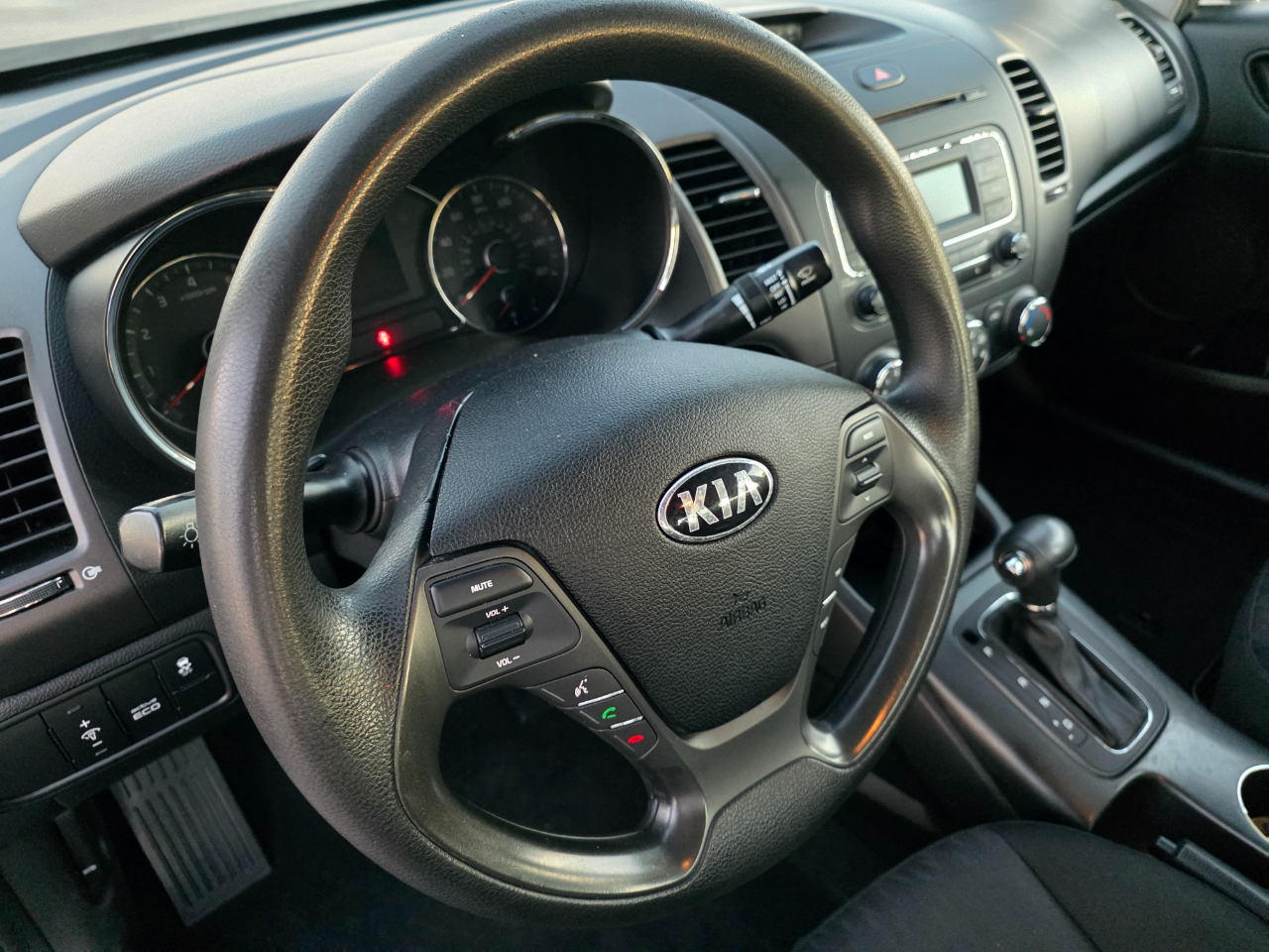 Kia Forte LX w/Popular Package 2016