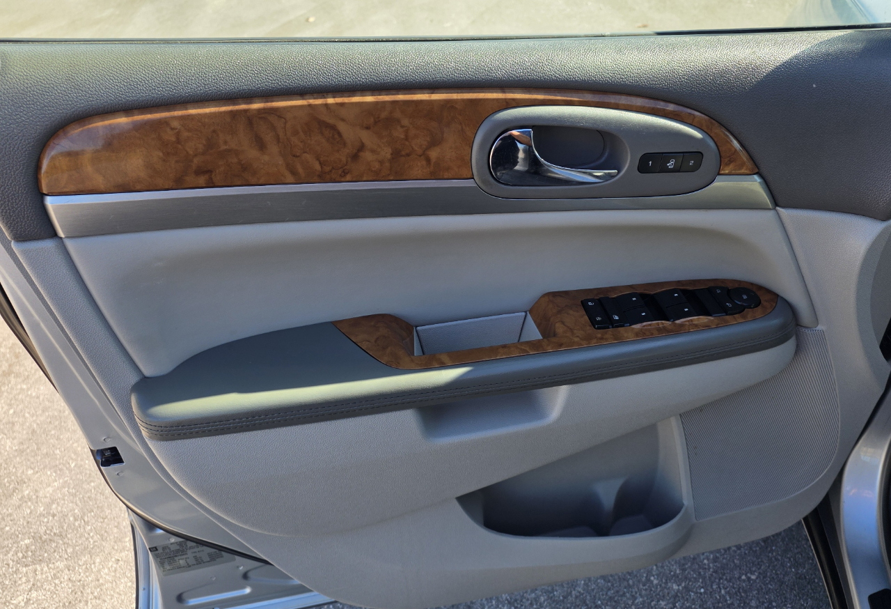 Buick Enclave CXL-1 FWD 2011