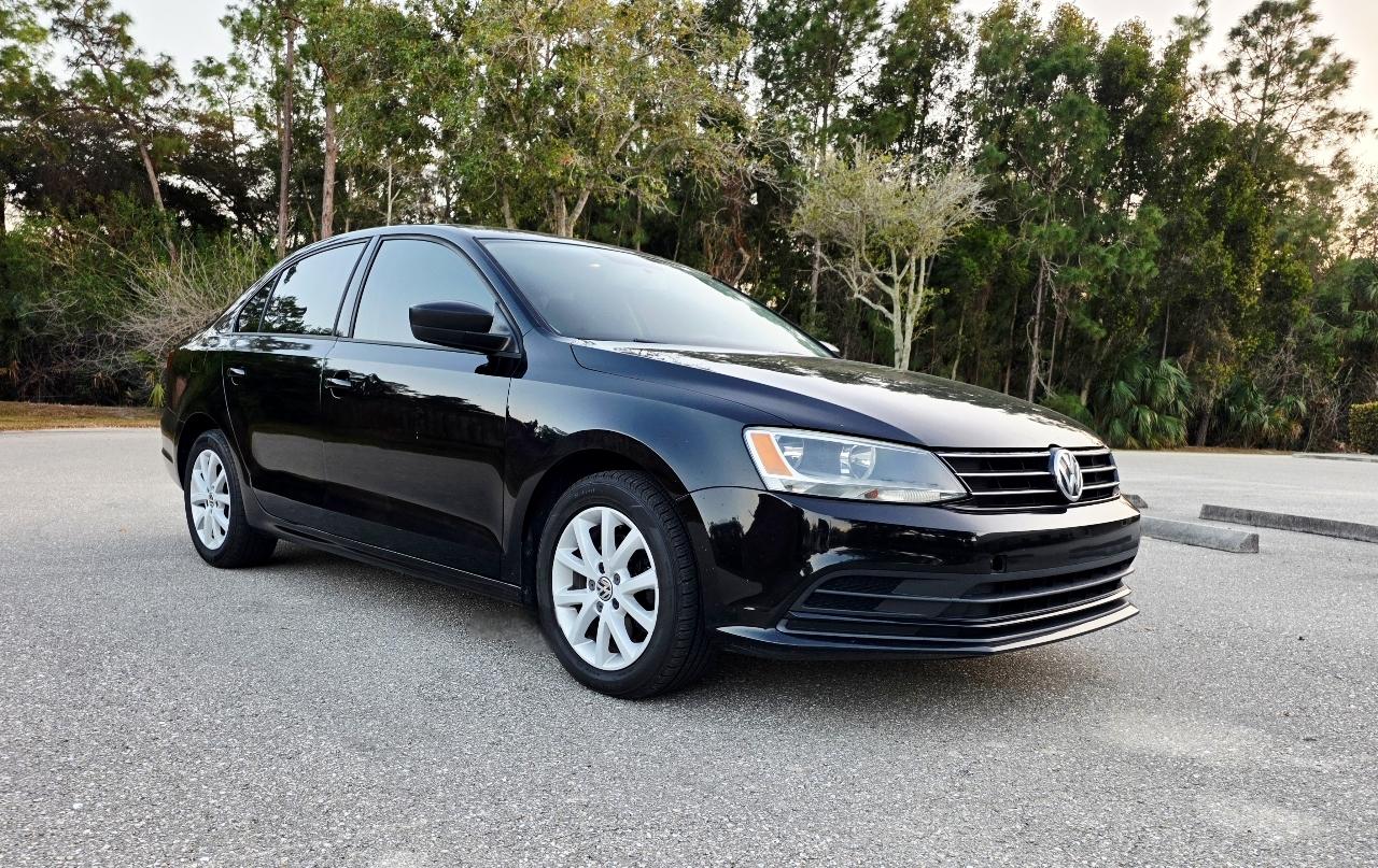 Volkswagen Jetta  2015