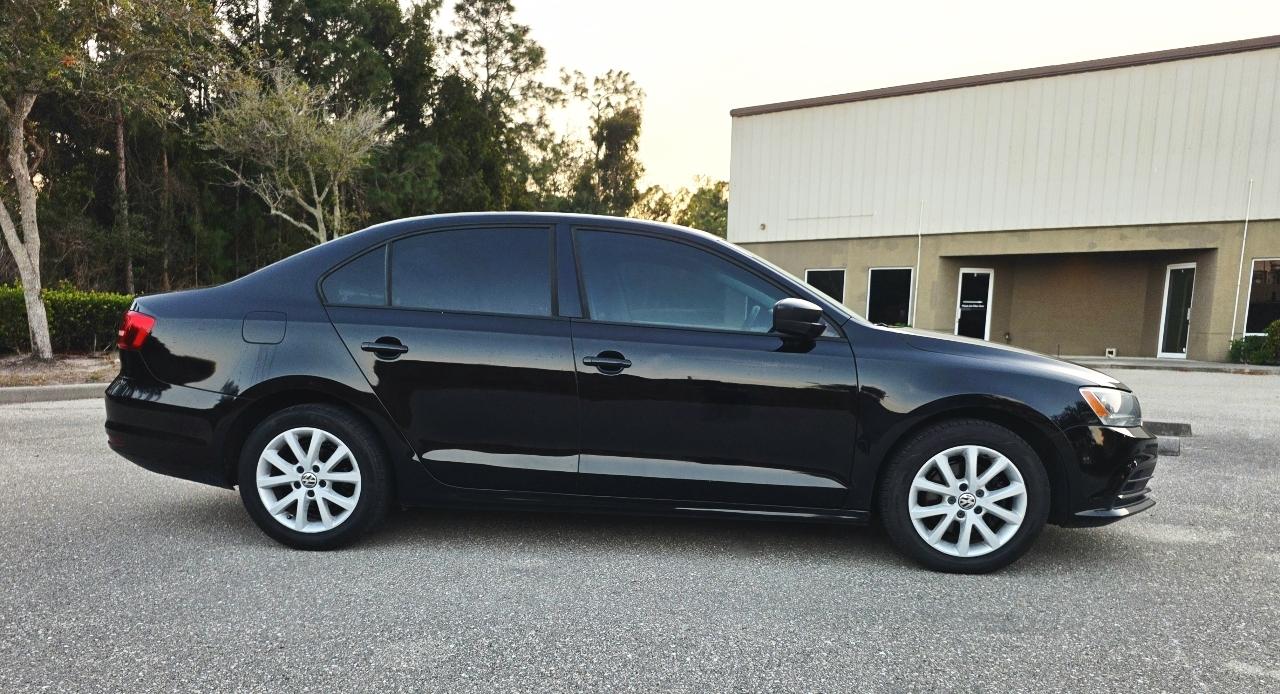 Volkswagen Jetta  2015