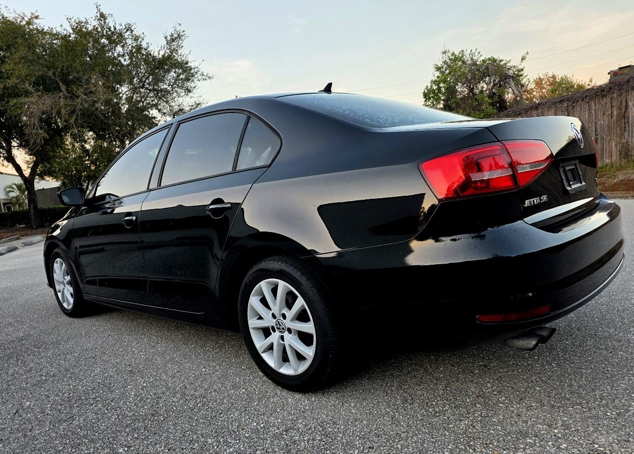 Volkswagen Jetta  2015