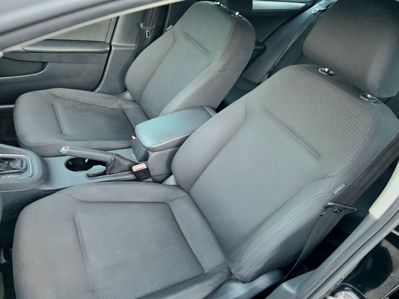 Volkswagen Jetta  2015