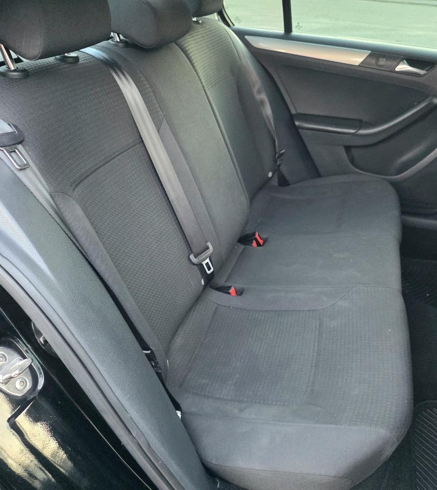 Volkswagen Jetta  2015