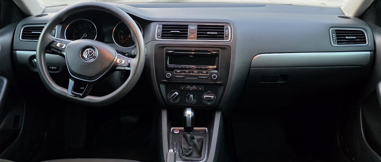 Volkswagen Jetta  2015