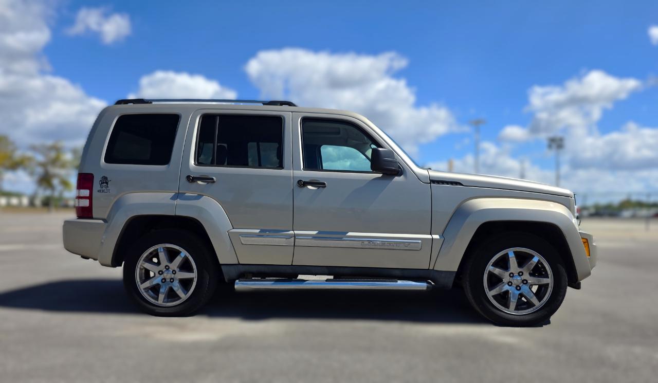 Jeep Liberty 4WD 4dr Limited 2011