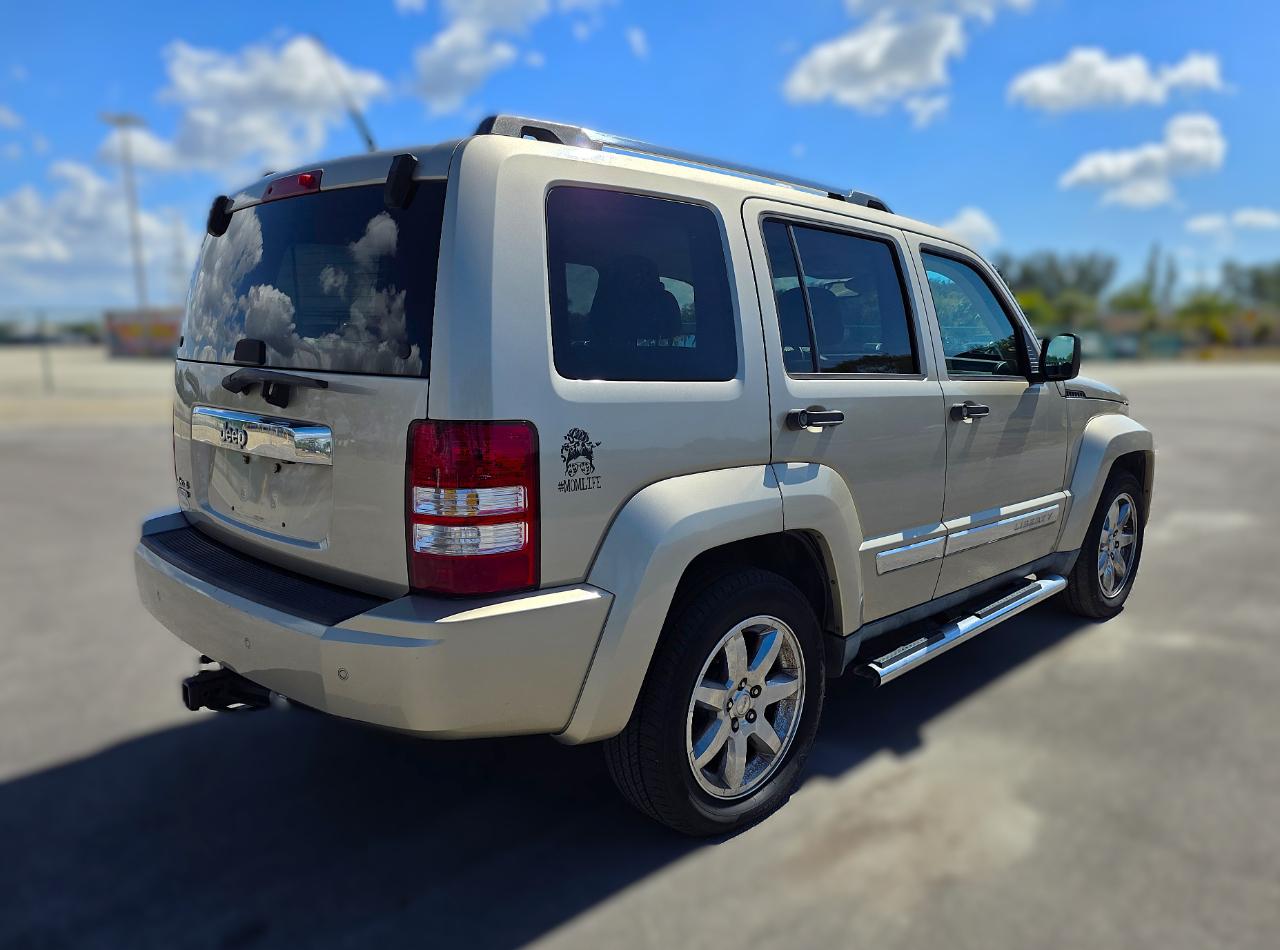 Jeep Liberty 4WD 4dr Limited 2011