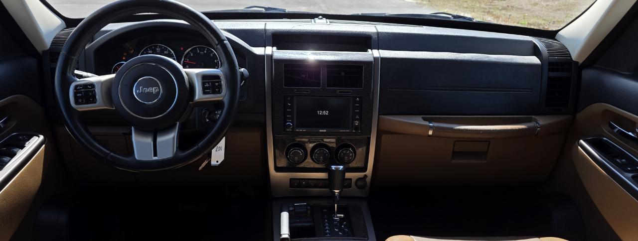 Jeep Liberty 4WD 4dr Limited 2011