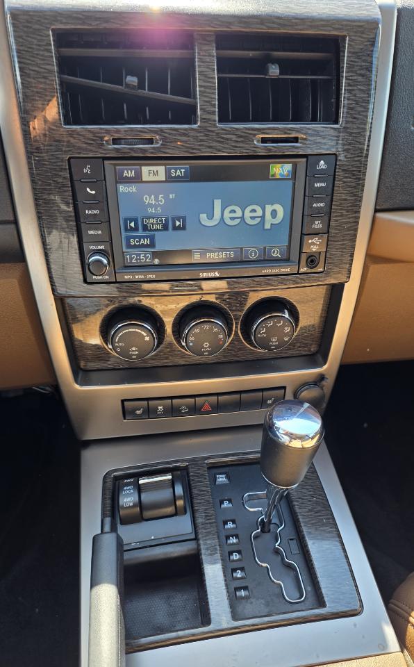 Jeep Liberty 4WD 4dr Limited 2011