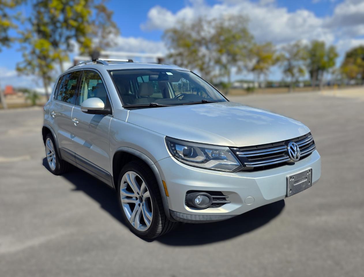 Volkswagen Tiguan 2WD 4dr Auto S 2013