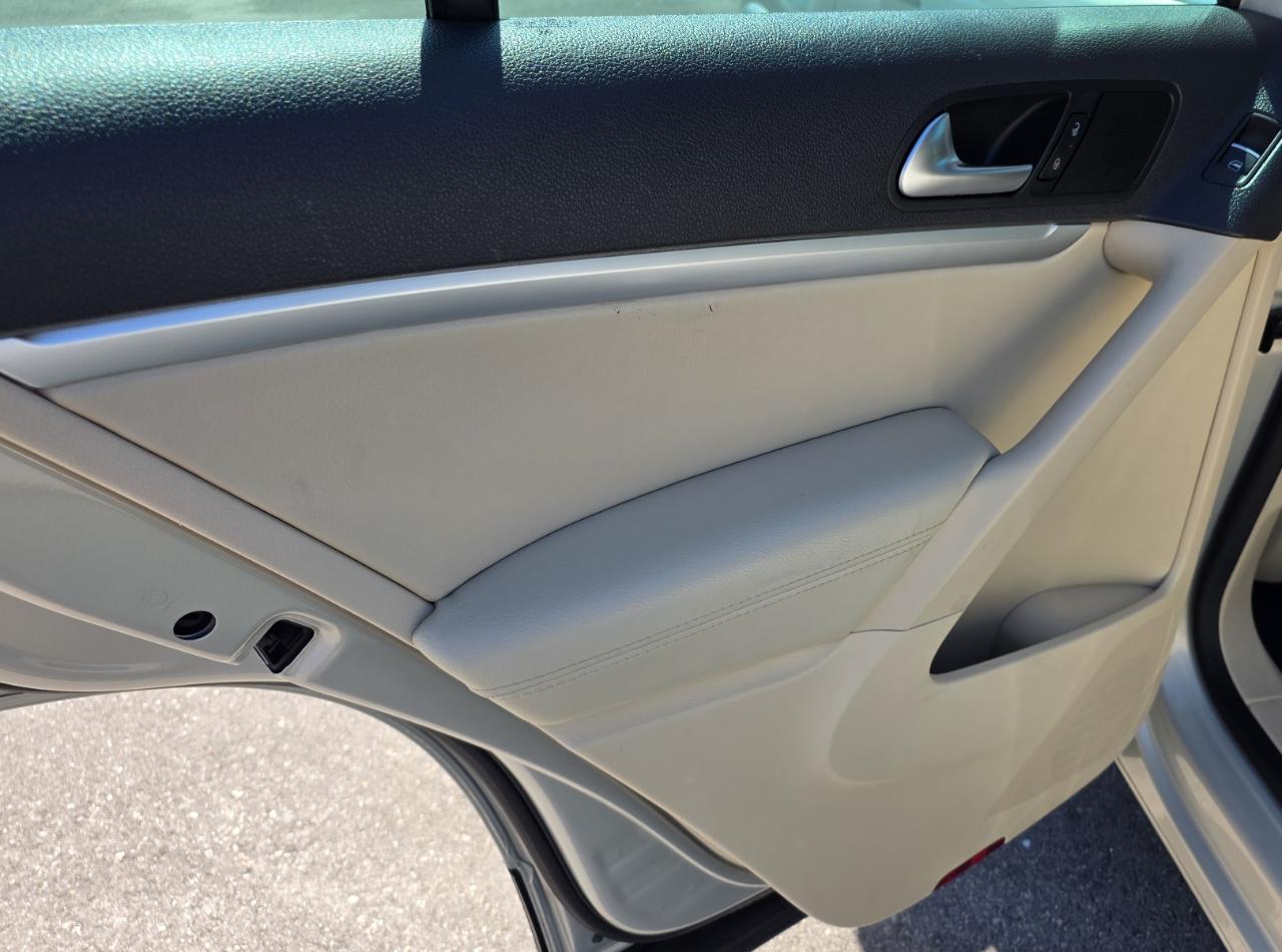 Volkswagen Tiguan 2WD 4dr Auto S 2013