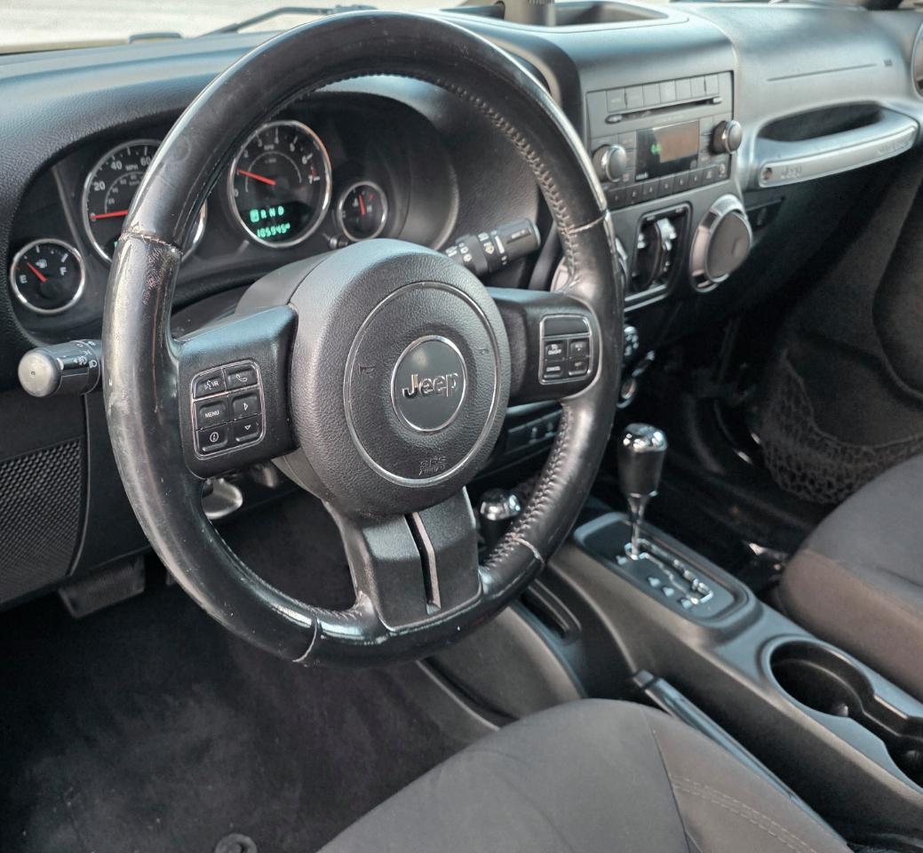 Jeep Wrangler Unlimited 4WD 4dr Sport 2015