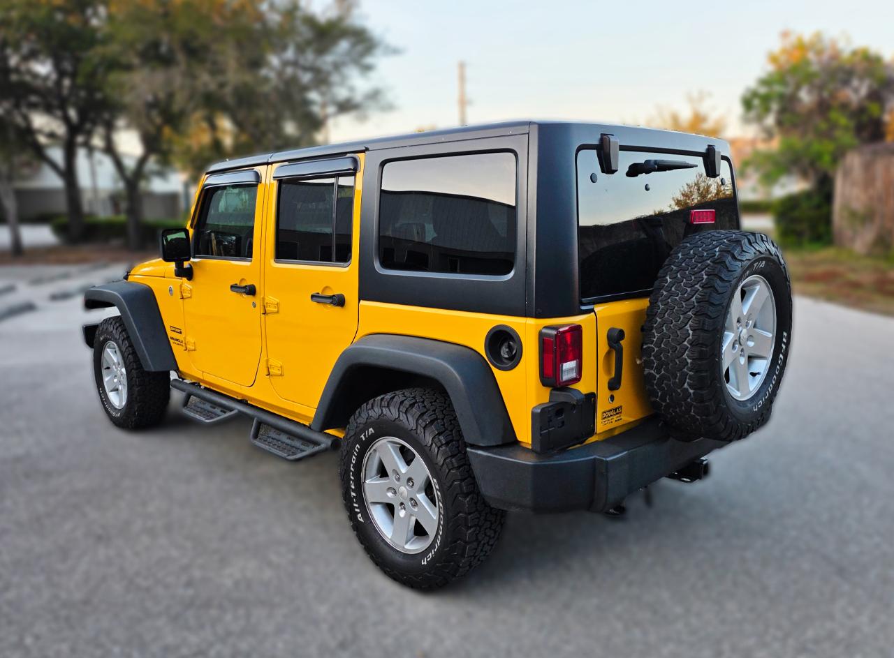 Jeep Wrangler Unlimited 4WD 4dr Sport 2015
