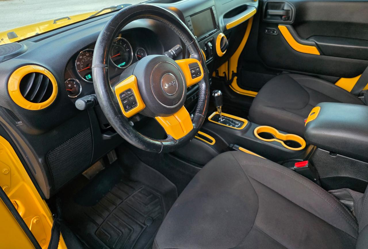 Jeep Wrangler Unlimited 4WD 4dr Sport 2015