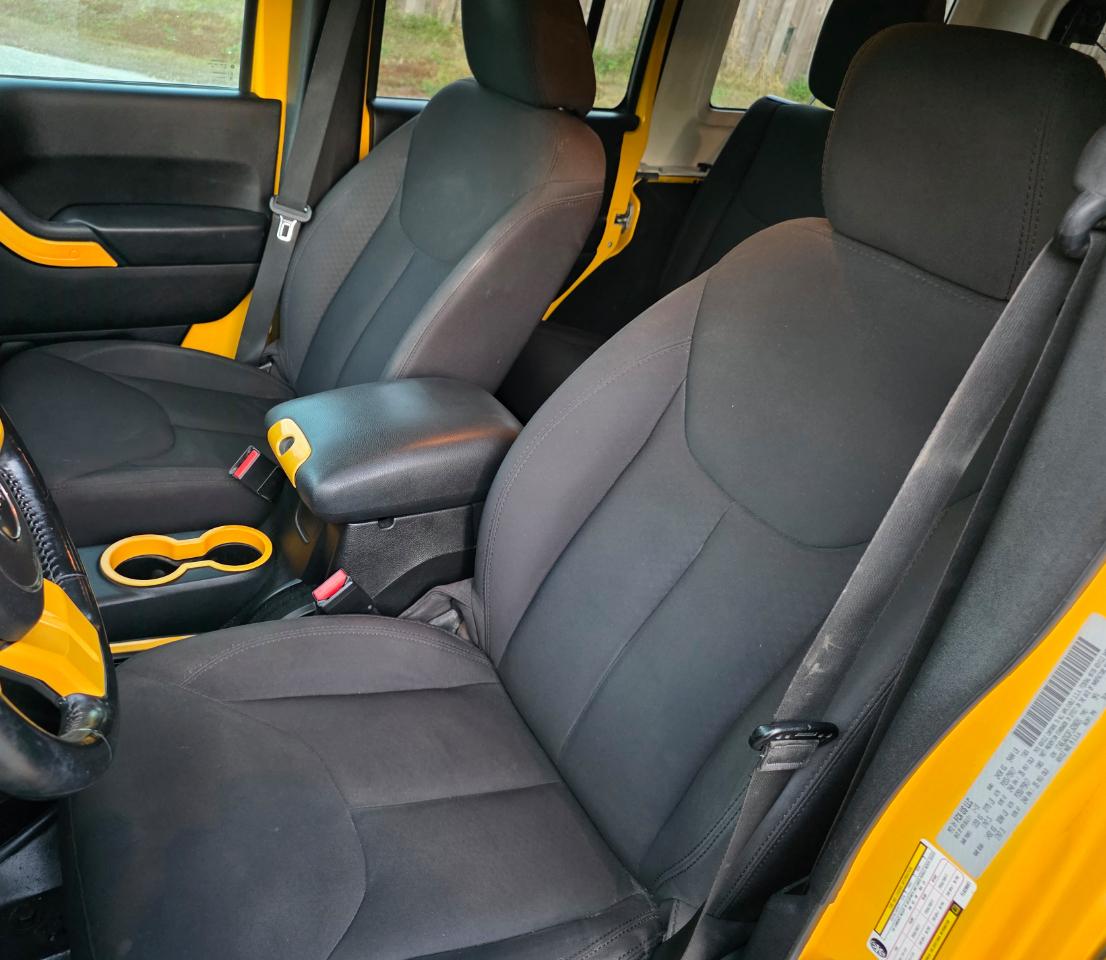 Jeep Wrangler Unlimited 4WD 4dr Sport 2015