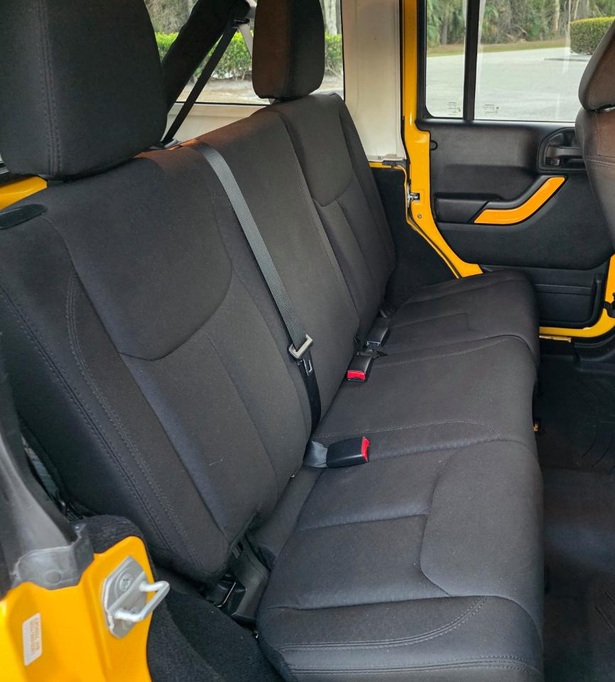 Jeep Wrangler Unlimited 4WD 4dr Sport 2015