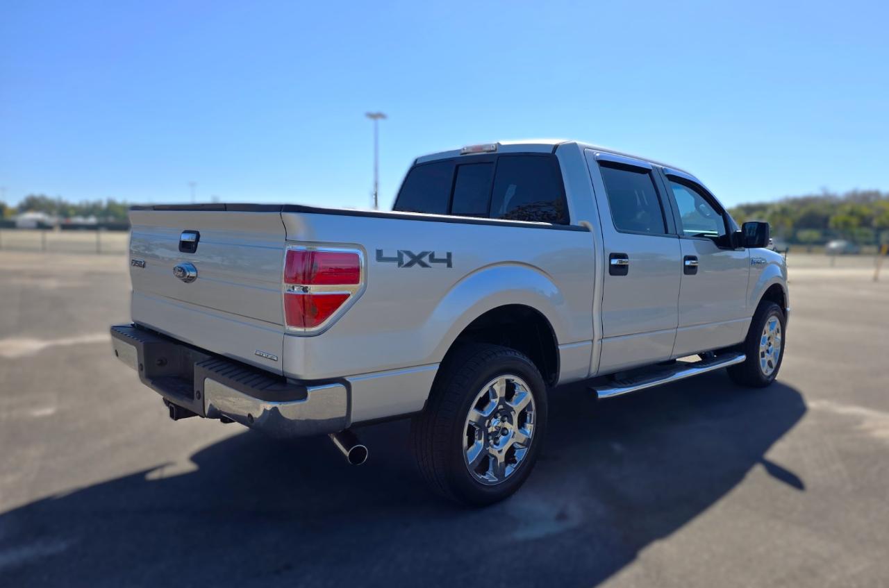 Ford F-150 4WD SuperCrew 145" XL 2013