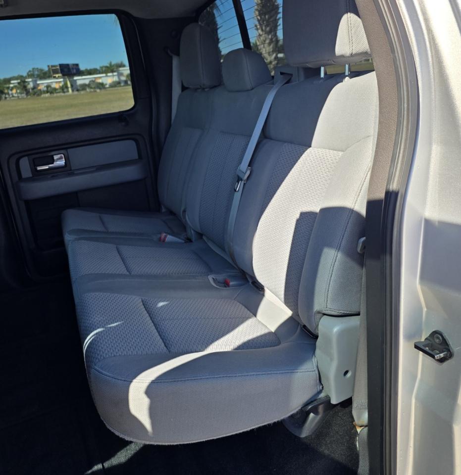 Ford F-150 4WD SuperCrew 145" XL 2013