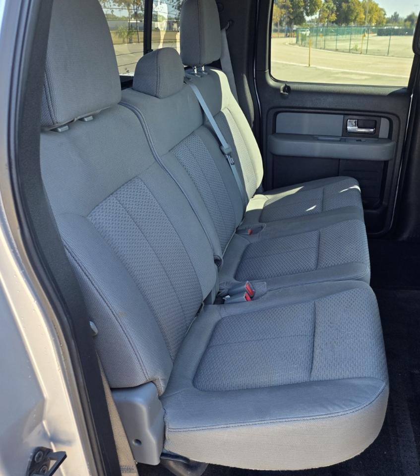 Ford F-150 4WD SuperCrew 145" XL 2013