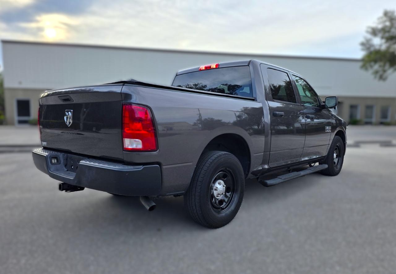 RAM 1500 Tradesman 4x2 Crew Cab 5'7" Box 2018