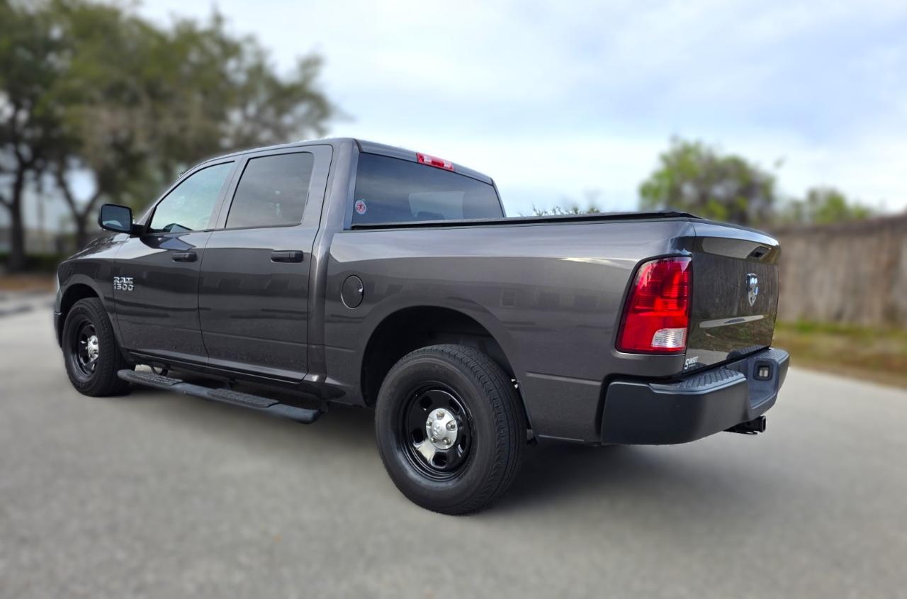 RAM 1500 Tradesman 4x2 Crew Cab 5'7" Box 2018