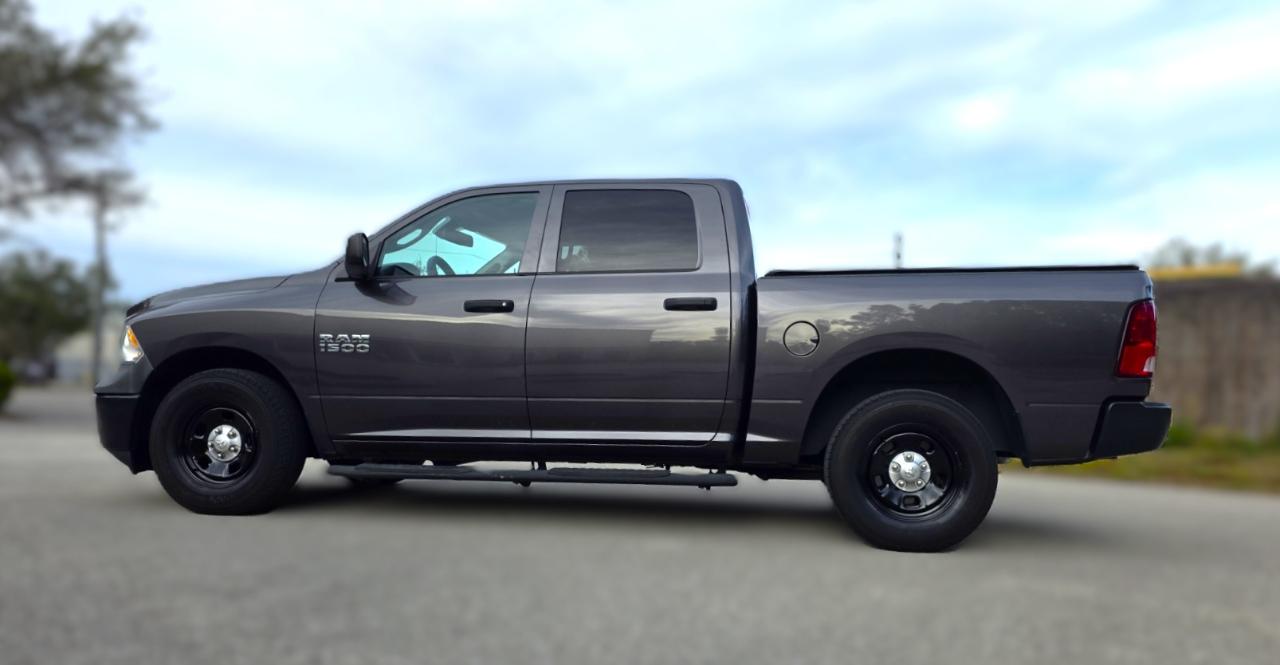 RAM 1500 Tradesman 4x2 Crew Cab 5'7" Box 2018