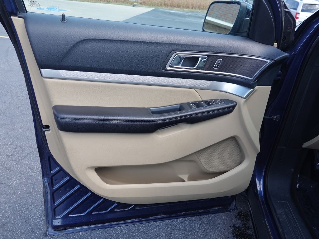 Ford Explorer XLT 4WD 2016