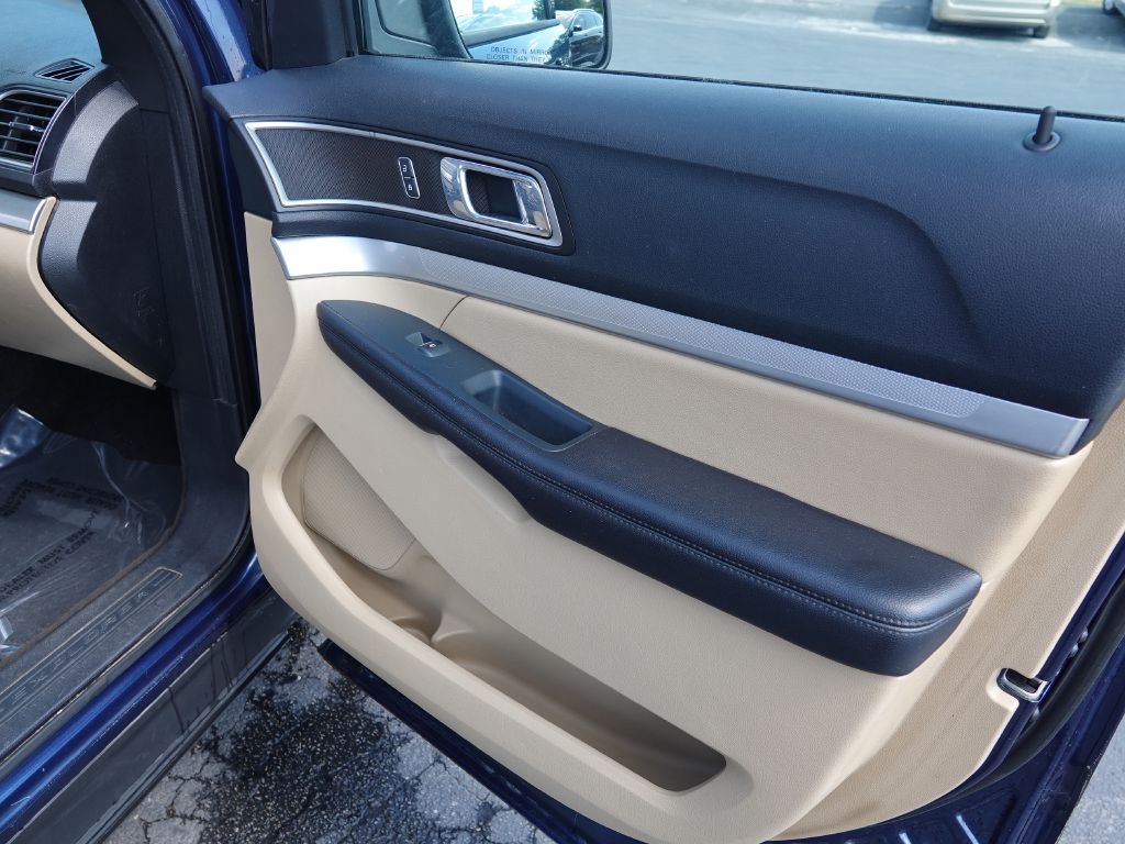 Ford Explorer XLT 4WD 2016