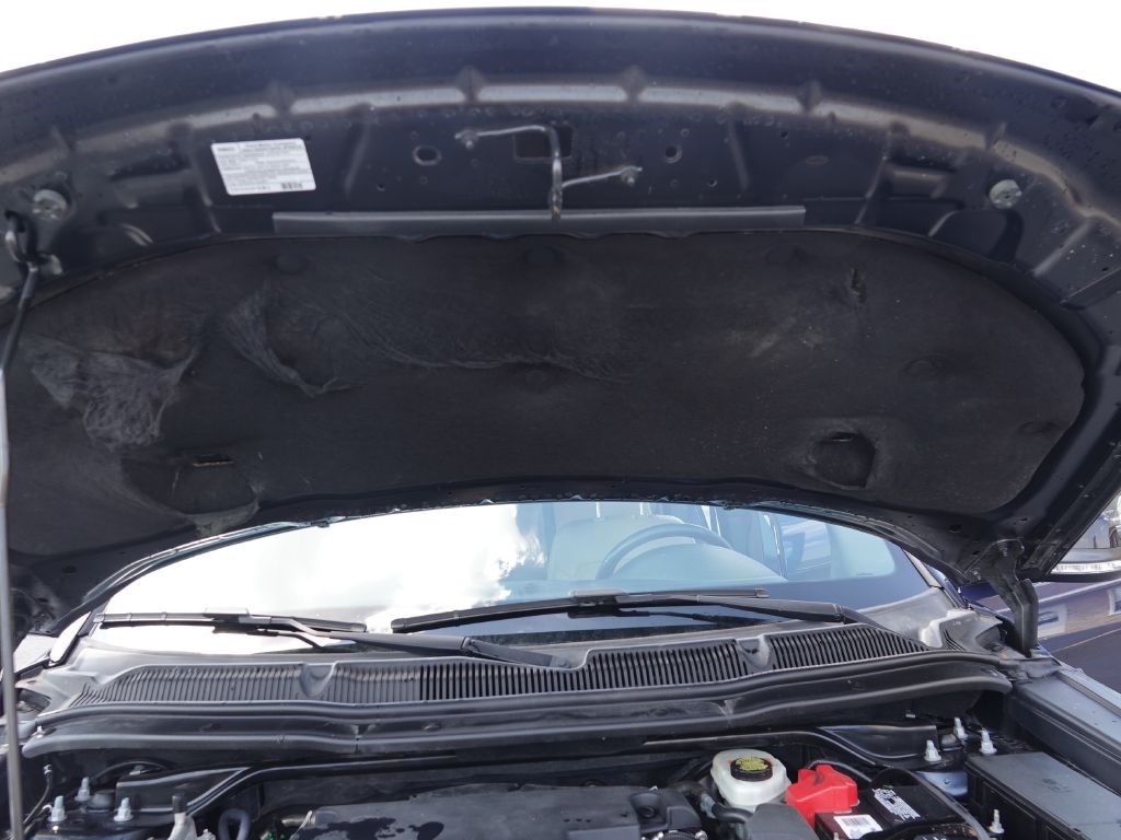 Ford Explorer XLT 4WD 2016