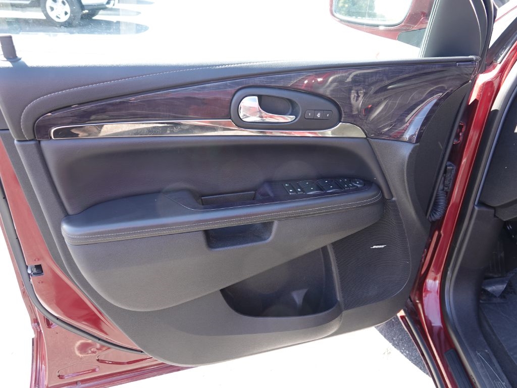 2017 Buick Enclave Premium photo 13