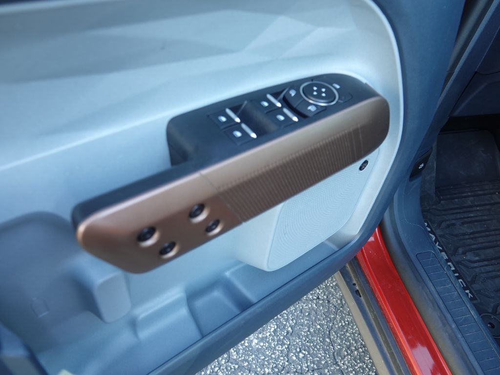 Ford Maverick Lariat 2024