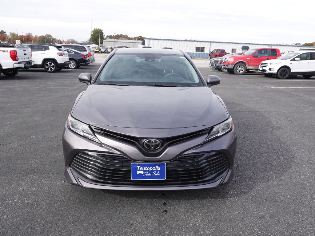 Toyota Camry LE 2020