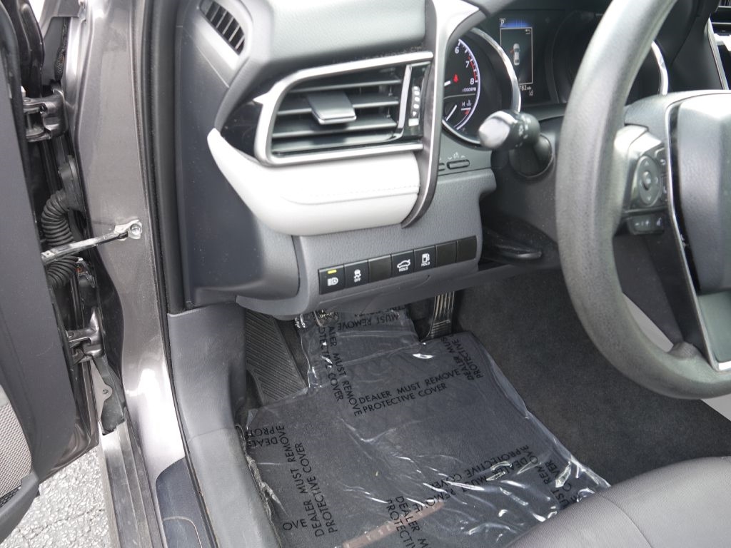 Toyota Camry LE 2020