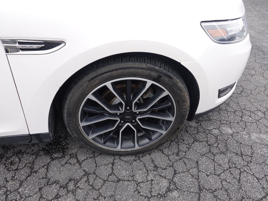 Ford Taurus SEL FWD 2017