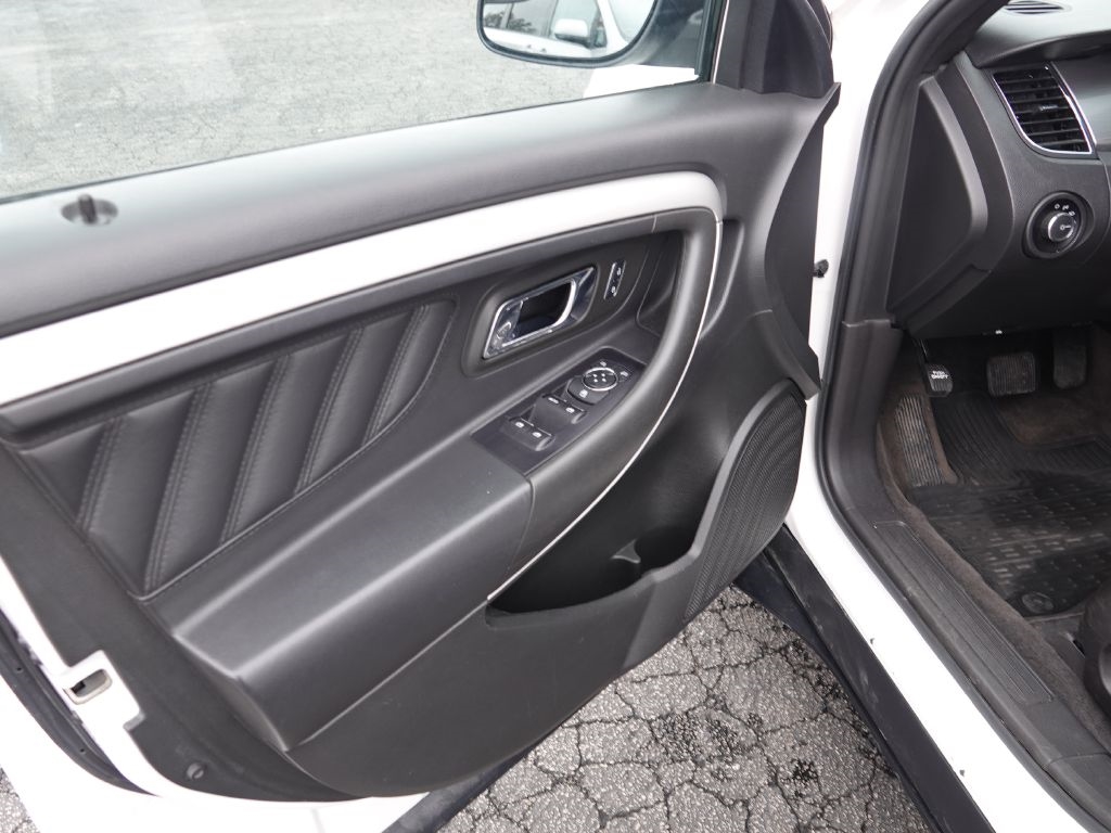 Ford Taurus SEL FWD 2017