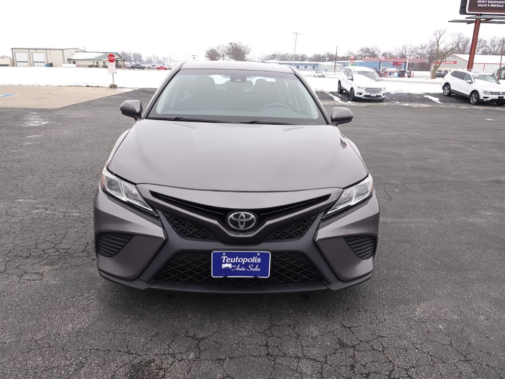Toyota Camry L 2019