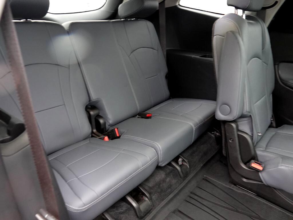 Buick Enclave Essence AWD 2020