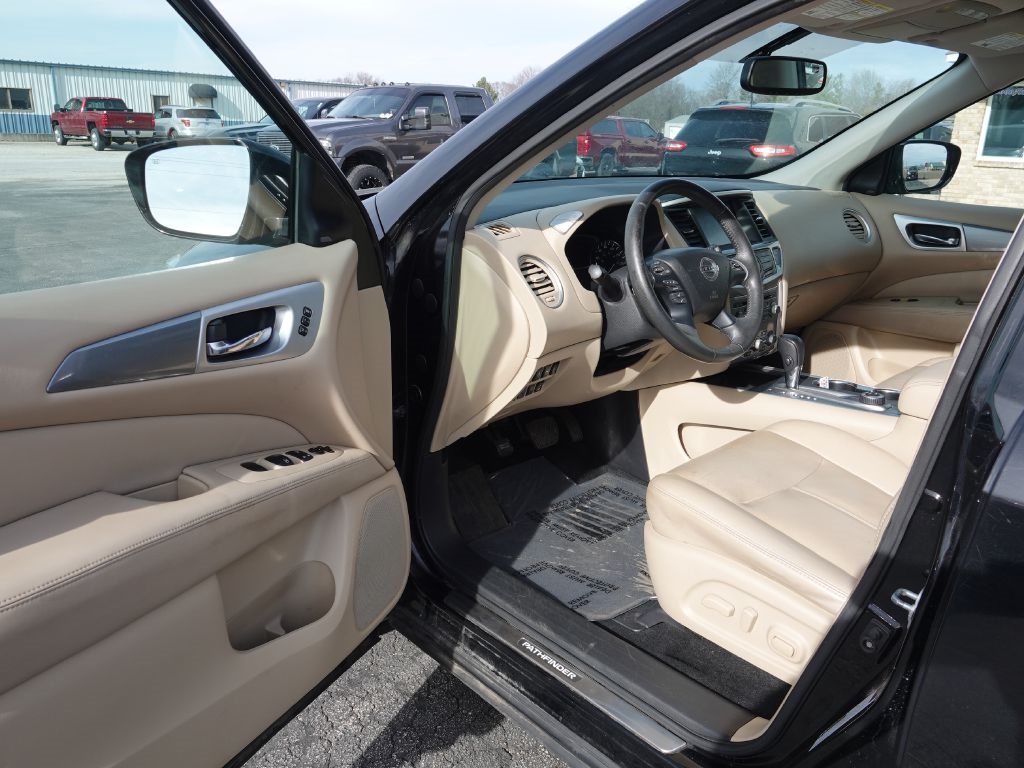 Nissan Pathfinder S 4WD 2017