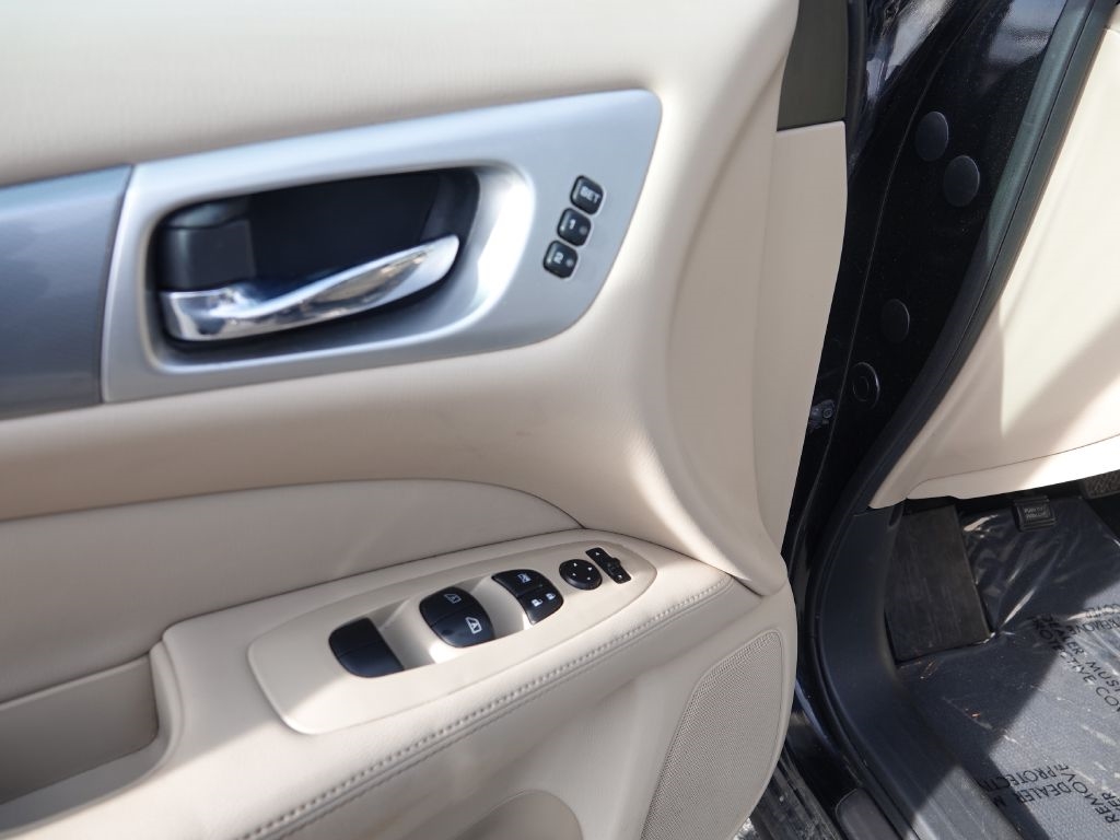 Nissan Pathfinder S 4WD 2017