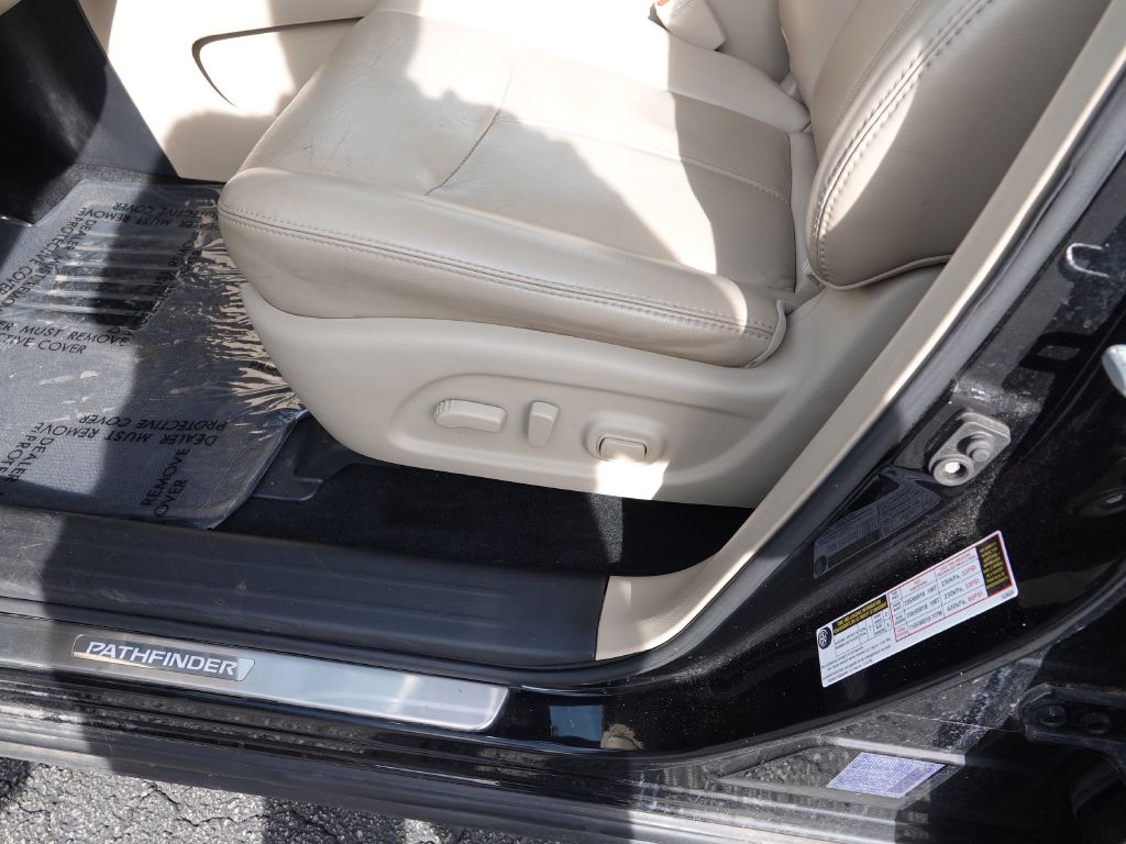 Nissan Pathfinder S 4WD 2017