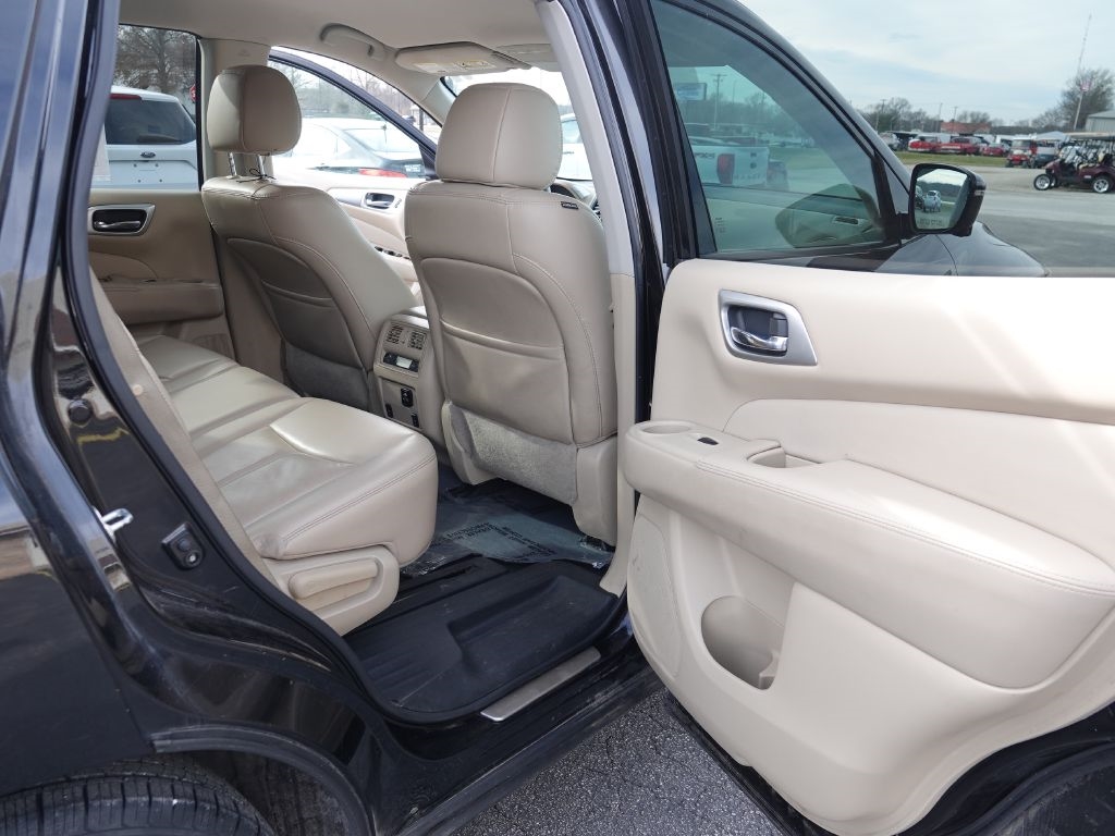 Nissan Pathfinder S 4WD 2017