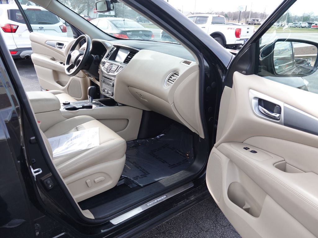 Nissan Pathfinder S 4WD 2017