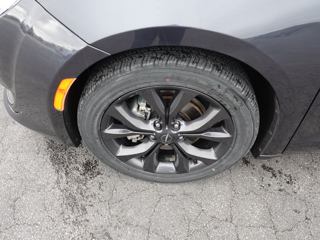 Chrysler Pacifica Touring-L 2020